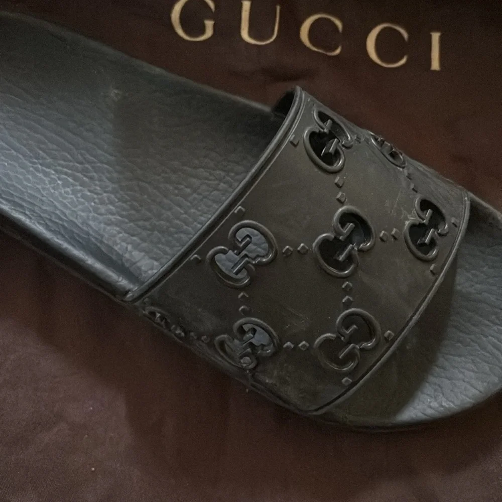 Gucci slides - Picture 3 of 5